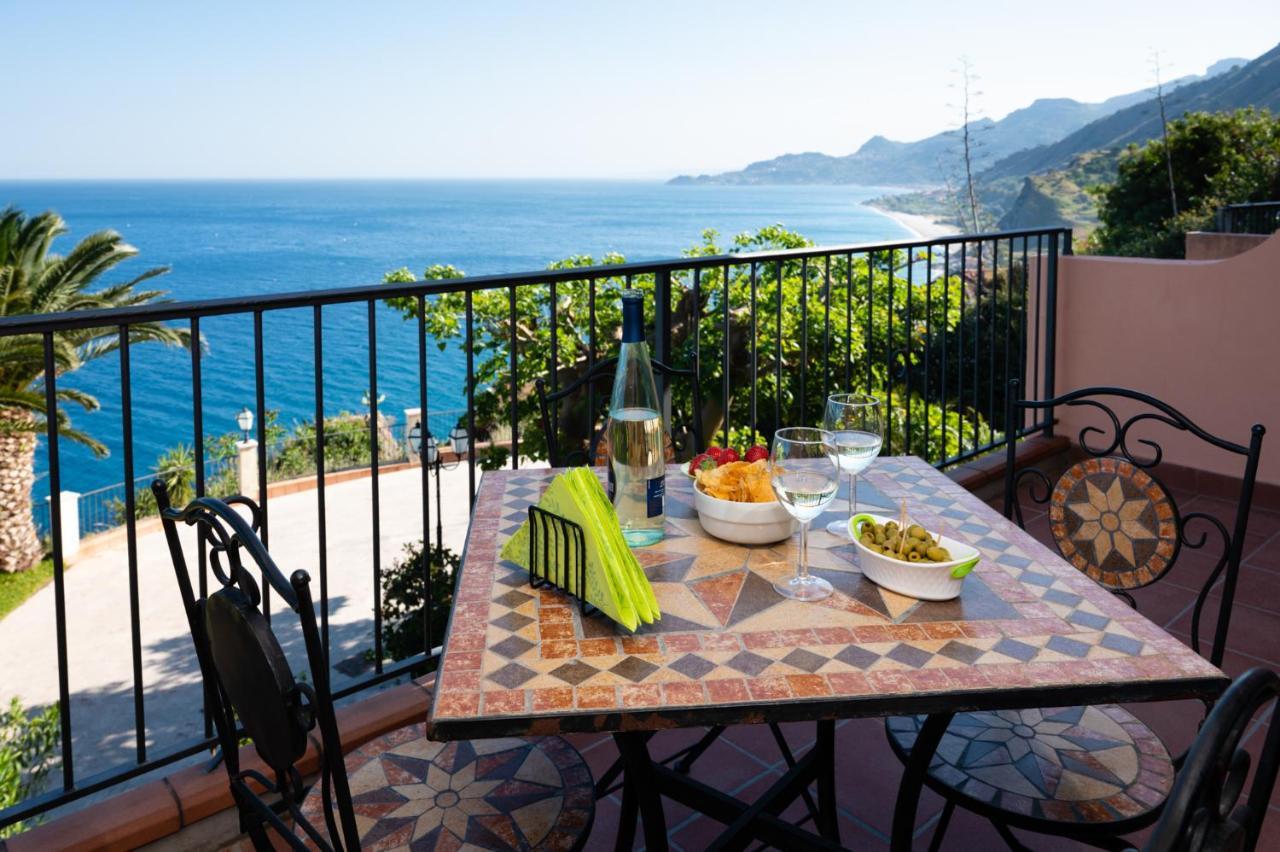 Casa Belvedere Riviera Taormina SantʼAlessio Siculo Εξωτερικό φωτογραφία